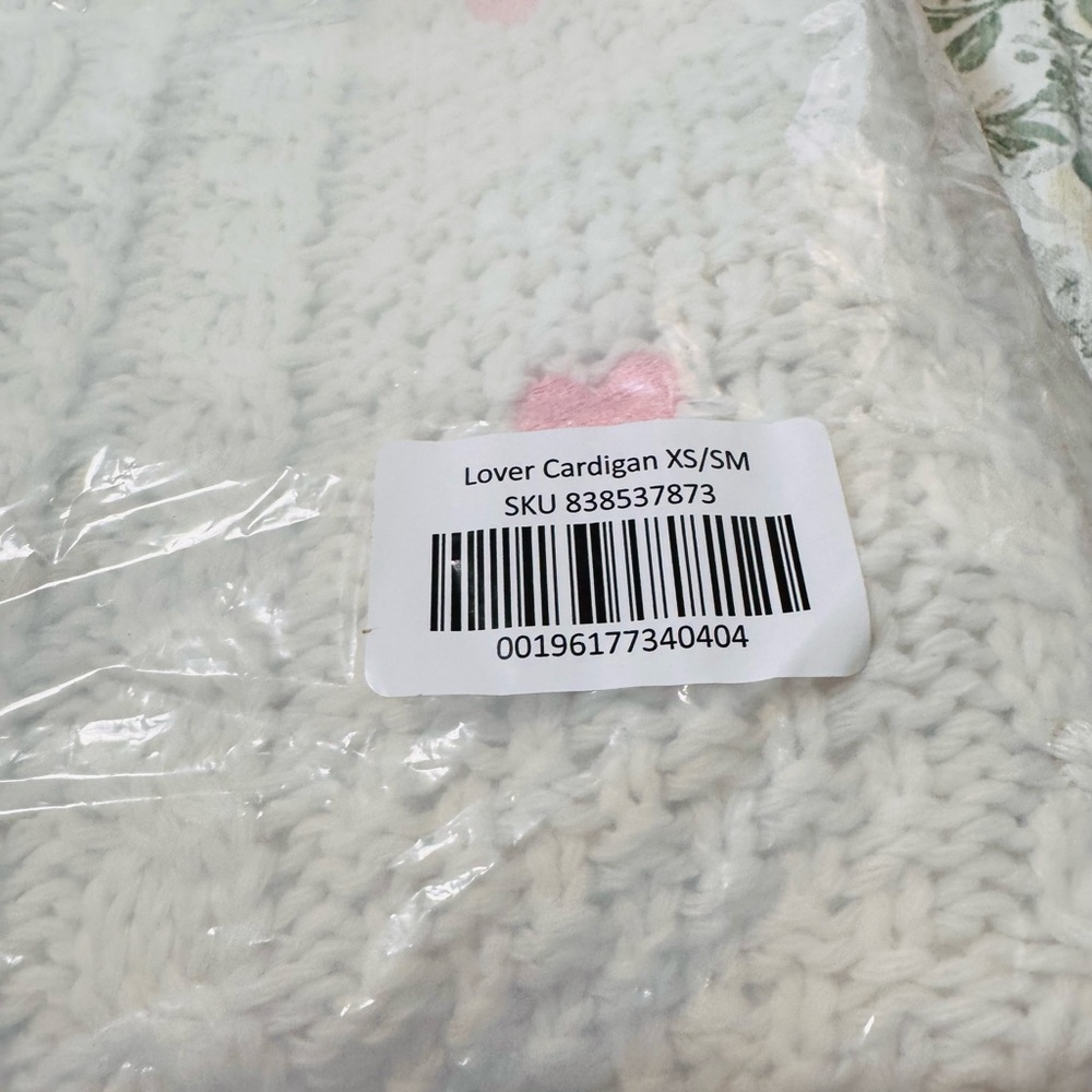 Taylor Swift TS Lover Album Cardigan Size XS/S - Picture 3 of 4